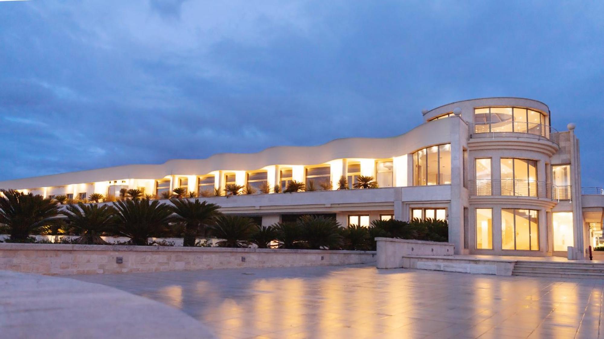 Hotel Donna Crescenza Локоротондо Экстерьер фото