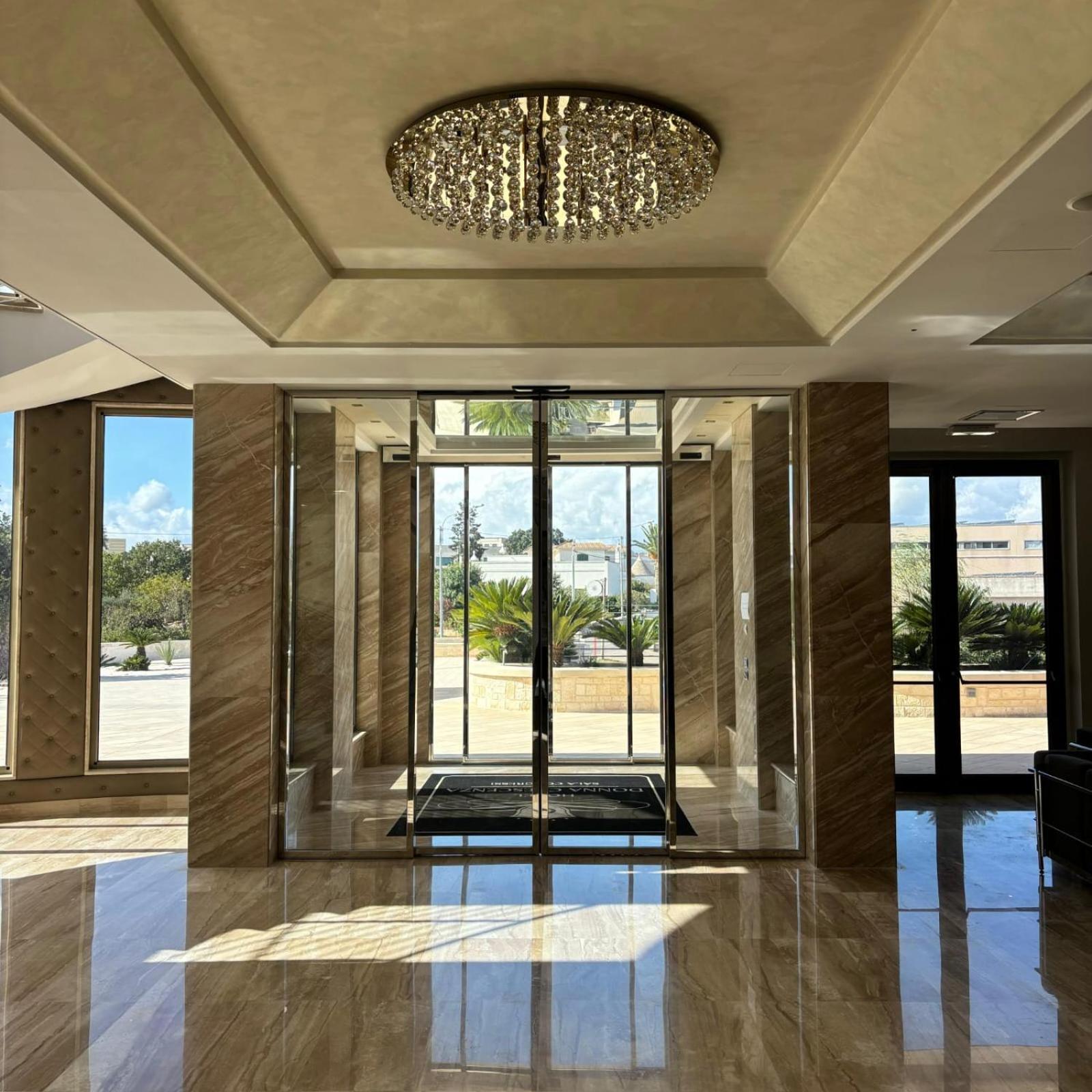 Hotel Donna Crescenza Локоротондо Экстерьер фото